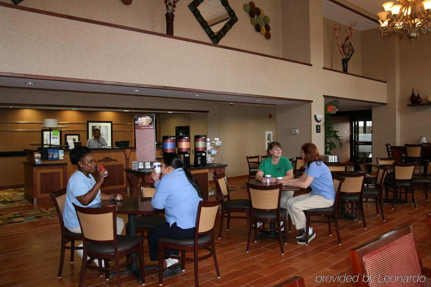 Hampton Inn & Suites Cleveland-Mentor Restaurante foto
